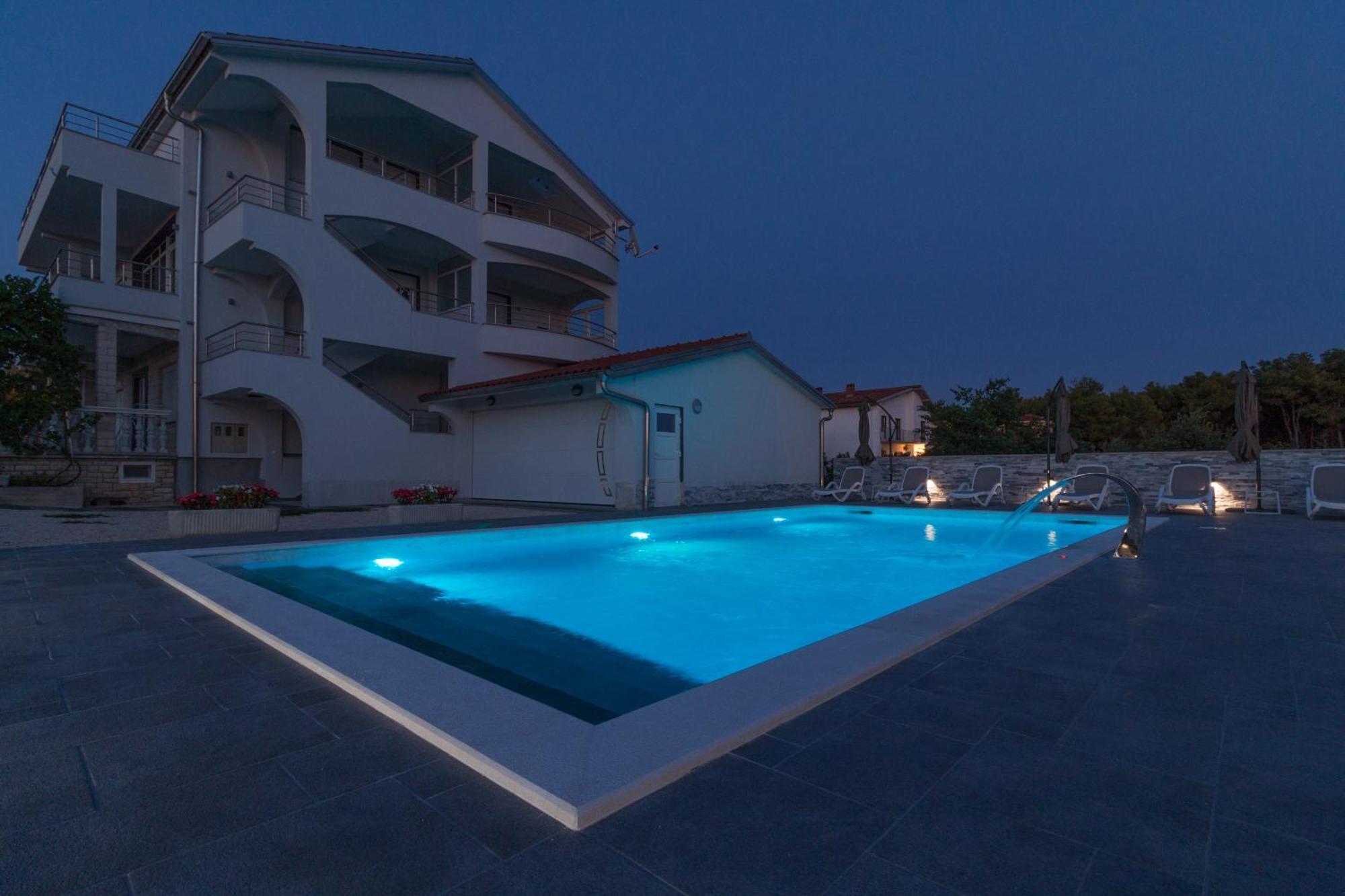 Apartmani Martin Mit Beheiztem Pool With Heated Pool Бибинье Экстерьер фото